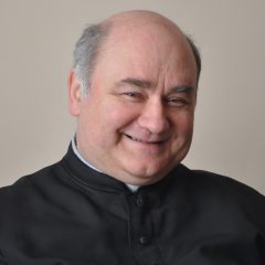 „Nigdy sobie parafii nie wybierałem”- rozmowa z Ks. Januszem Łomzikiem