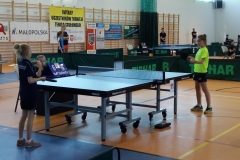 09