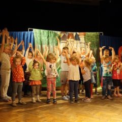 Piękna i Bestia na scenie Centrum Kultury w Gdowie