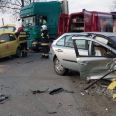 Wypadki na drodze wojewódzkiej w Marszowicach i w Książnicach