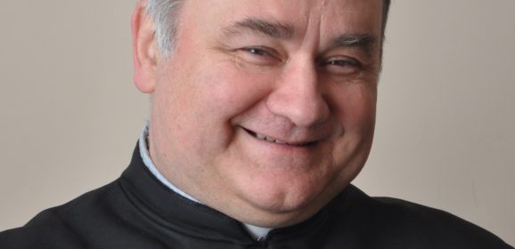 „Nigdy sobie parafii nie wybierałem”- rozmowa z Ks. Januszem Łomzikiem