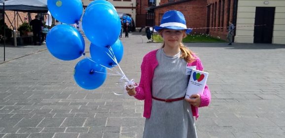 Wolontariusze z Centrum Wolontariatu w Podolanach przeprowadzili zbiórkę dla Ukrainy