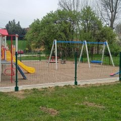Czas na powiększenie terenu rekreacyjnego w Świątniki Dolnych. Gdów szuka budowniczego boiska