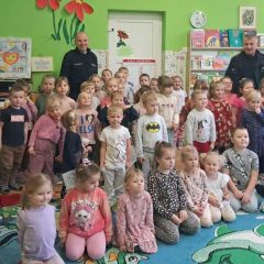 Policjanci odwiedzili szkoły w gminie Gdów. Rozmawiali z setkami uczniów. Po to, by było bezpieczniej