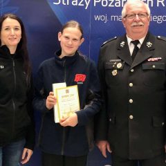 Doskonały wynik młodej druhny z Gdowa podczas małopolskiego turnieju wiedzy pożarniczej. Brawa dla Amelii!