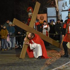 Zaproszenie na Parafialną plenerową Drogę Krzyżową.