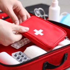 Domowa apteczka na oparzenia – co warto mieć zawsze w zasięgu ręki?