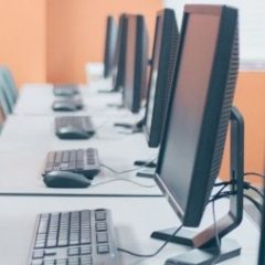 Nowoczesny sprzęt informatyczny dla uczniów gdowskich szkół. Pomogła dotacja unijna