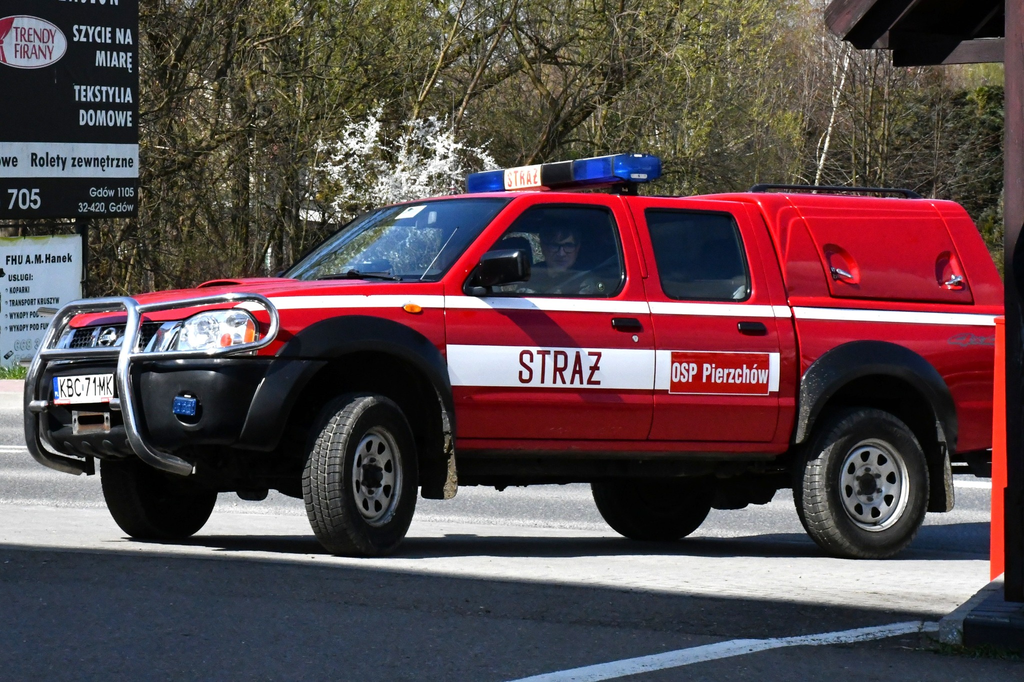 Nowe pojazdy w dwóch jednostkach OSP w gminie Gdów. Pozwolą jeszcze skuteczniej nieść pomoc mieszkańcom