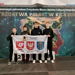 Antoni Garbień z Wielicko-Gdowskiej Szkoły Walki Prime ze srebrnym medalem Mistrzostw Polski w kickboxingu
