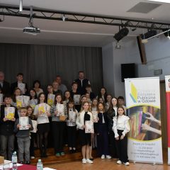 28 uczniów rywalizowało w II Gminnym Turnieju Pięknego Czytania