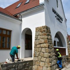 Zabytek w centrum Gdowa odzyskuje świetność. Pierwszy etapu remontu słynnej „Zorzy” na finiszu