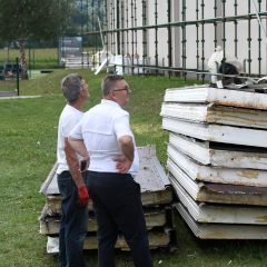 Trwa remont dachu Hali Sportowej w Gdowie. Inwestycja za ponad 860 tysięcy złotych
