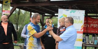 Wędkarskie serducho dla Kacpra. Ponad 18 tysięcy złotych zebranych podczas charytatywnych zawodów