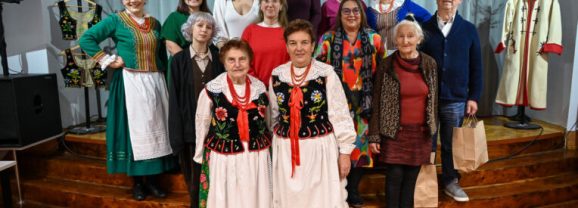Gdowskie tradycje zapisane w filmie. Premiera reportażu „Spóźnieni o pokolenie”